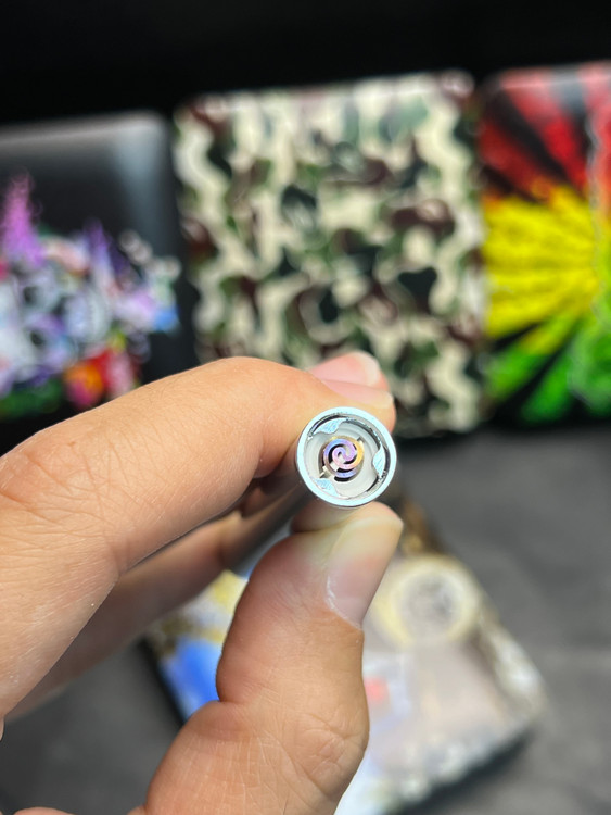 جاسیگاری مناسب همه سیگارها جز پایهبلند با طراحی شیک