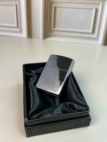 فندک طرح زیپو ساده نقرهای با بدنه استیل