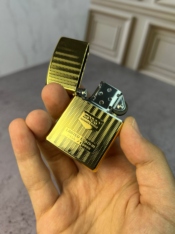 عکس فندک Zorro Limited Edition با رنگ ثابت و مقاوم